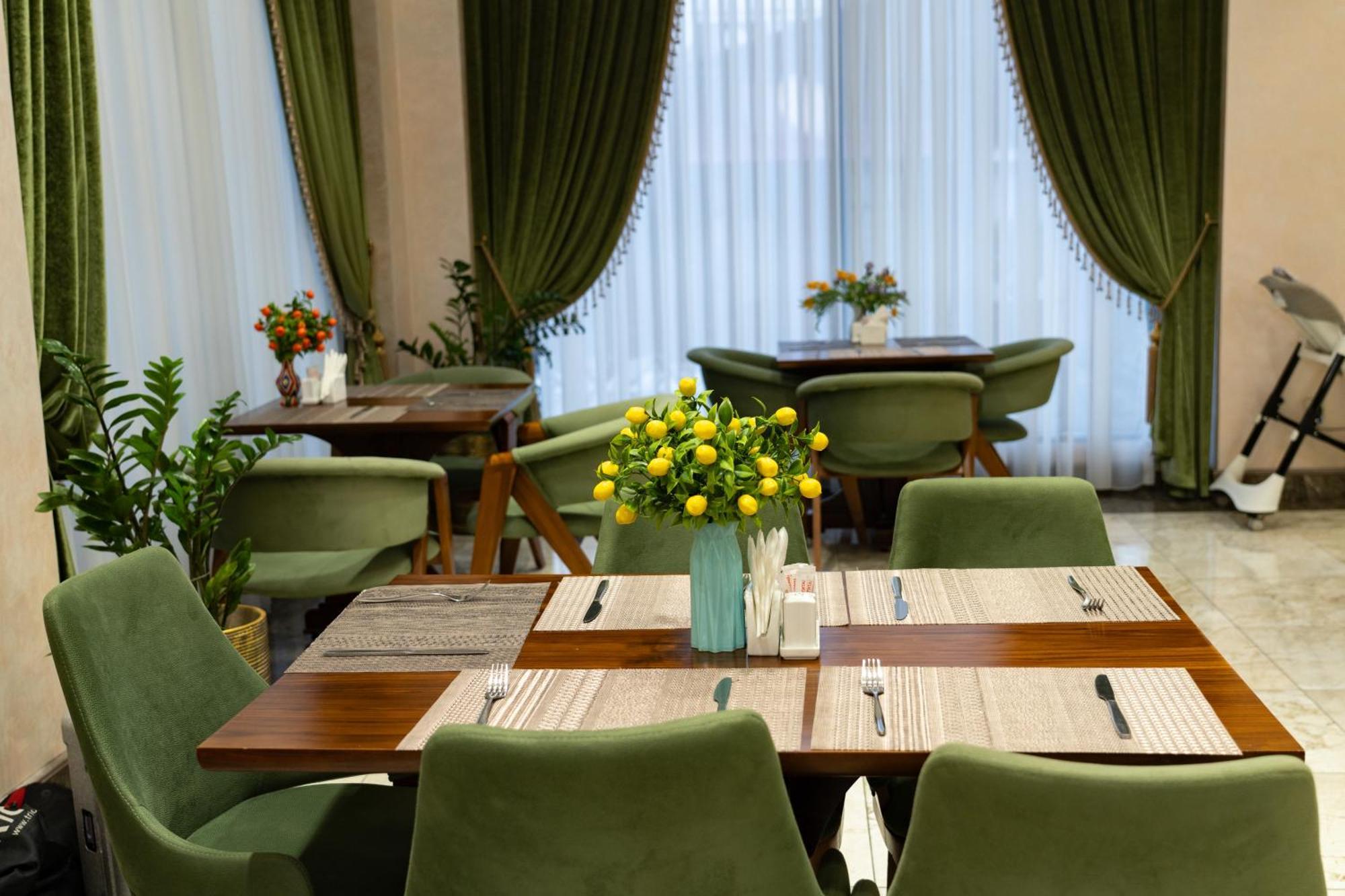 Al Anvar Halal Hotel By Hotelpro Group Taškent Exteriér fotografie